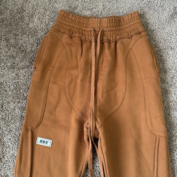 BBXBRAND Luxury Tan Heavyweight Jogger Sweatpants - Picture 3 of 9